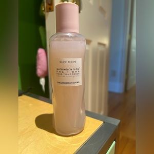 Glow Recipe Watermelon Glow PHA + BHA Pore Tight Toner